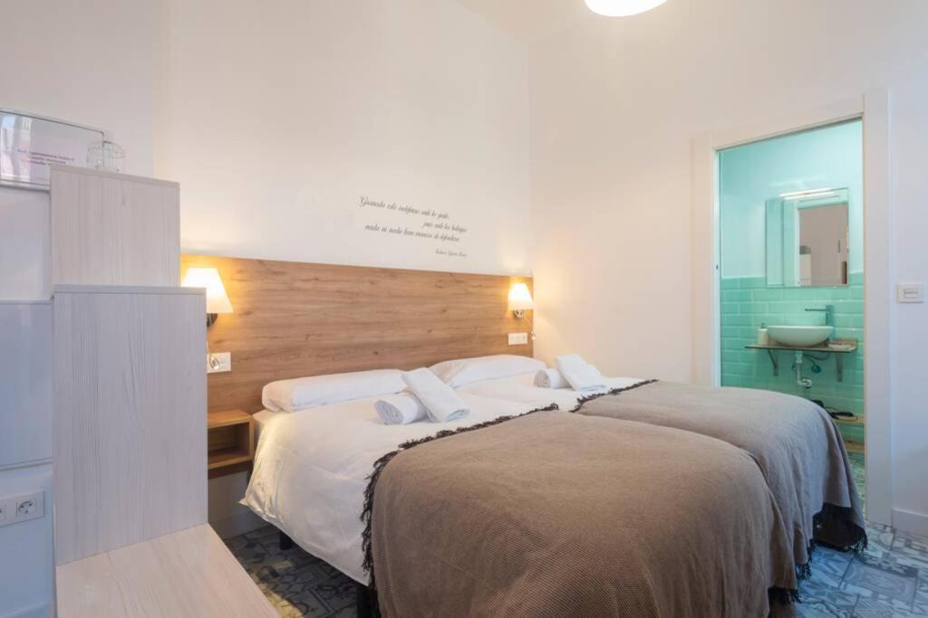 グラナダRosarioseis Loft Mirador De Moraymaアパートメント エクステリア 写真